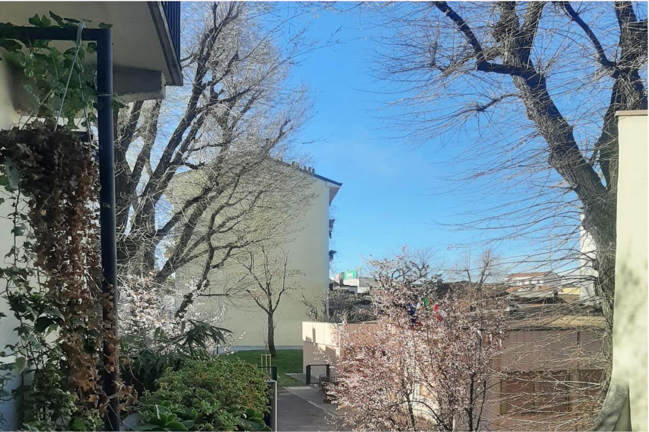 Appartamento In Centro A Milano Con A/C & Wi-Fi Екстер'єр фото